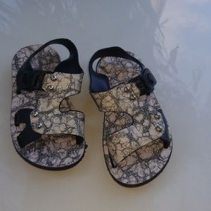 Girls sandals